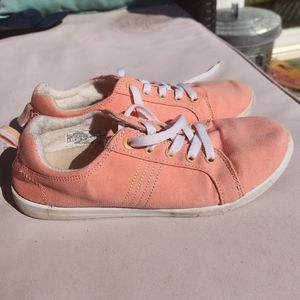 Vionic Stinson woman's lace-up beach sneaker